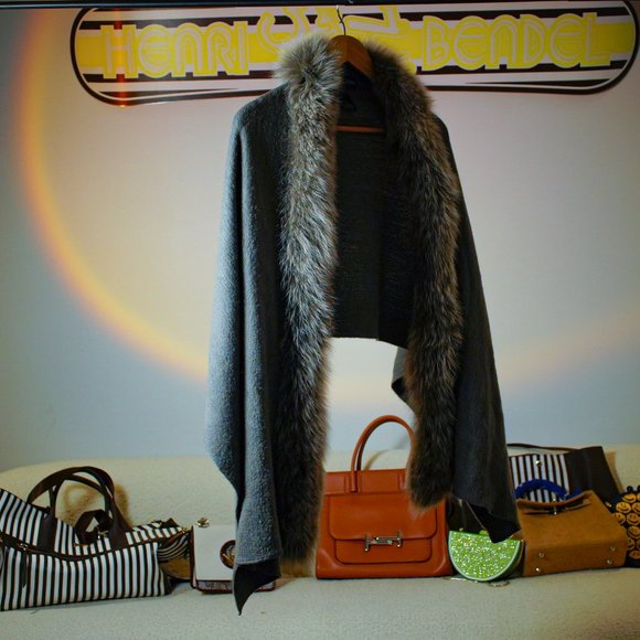 Adrienne Landau Size 0S Fox Fur and Acrylic